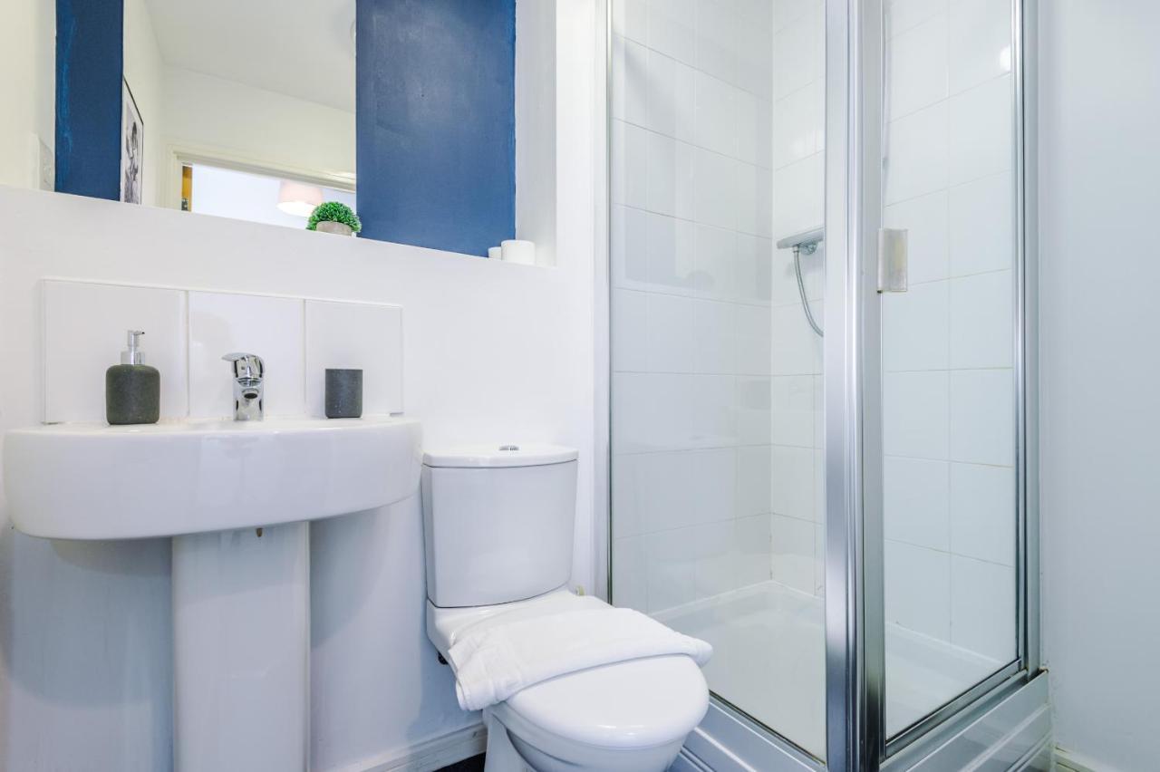 2 Bed Apartment With Balcony Private Parking Near Etihad Stadium, Coop Live Manchester Zewnętrze zdjęcie